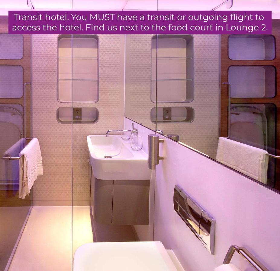 Hotel Yotelair Amsterdam Schiphol Transit Amsterdam Airport Schiphol