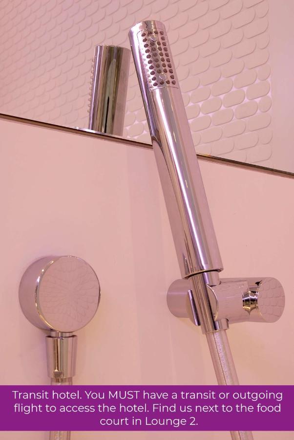 Yotelair Amsterdam Schiphol Transit Hotel 3*