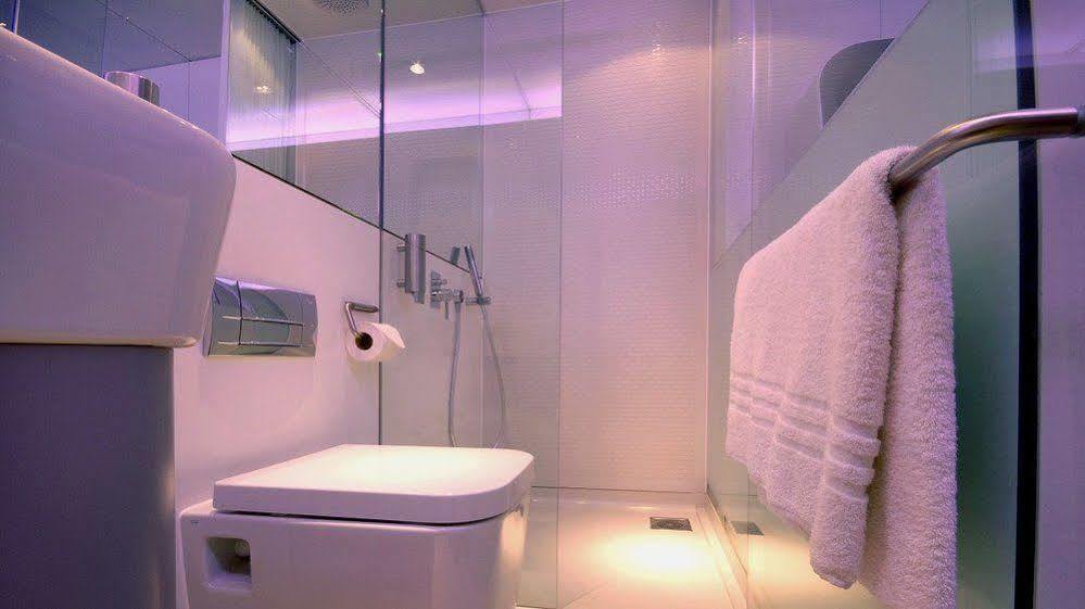 Yotelair Amsterdam Schiphol Transit Hotel