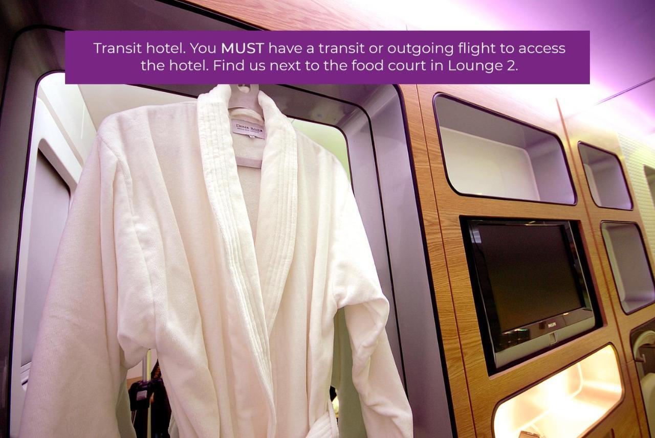 Hotel Yotelair Amsterdam Schiphol Transit 3*